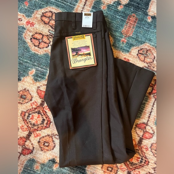 NWT Wrangler Wrancher Dress Jean in Brown 35/34 - Picture 5 of 5